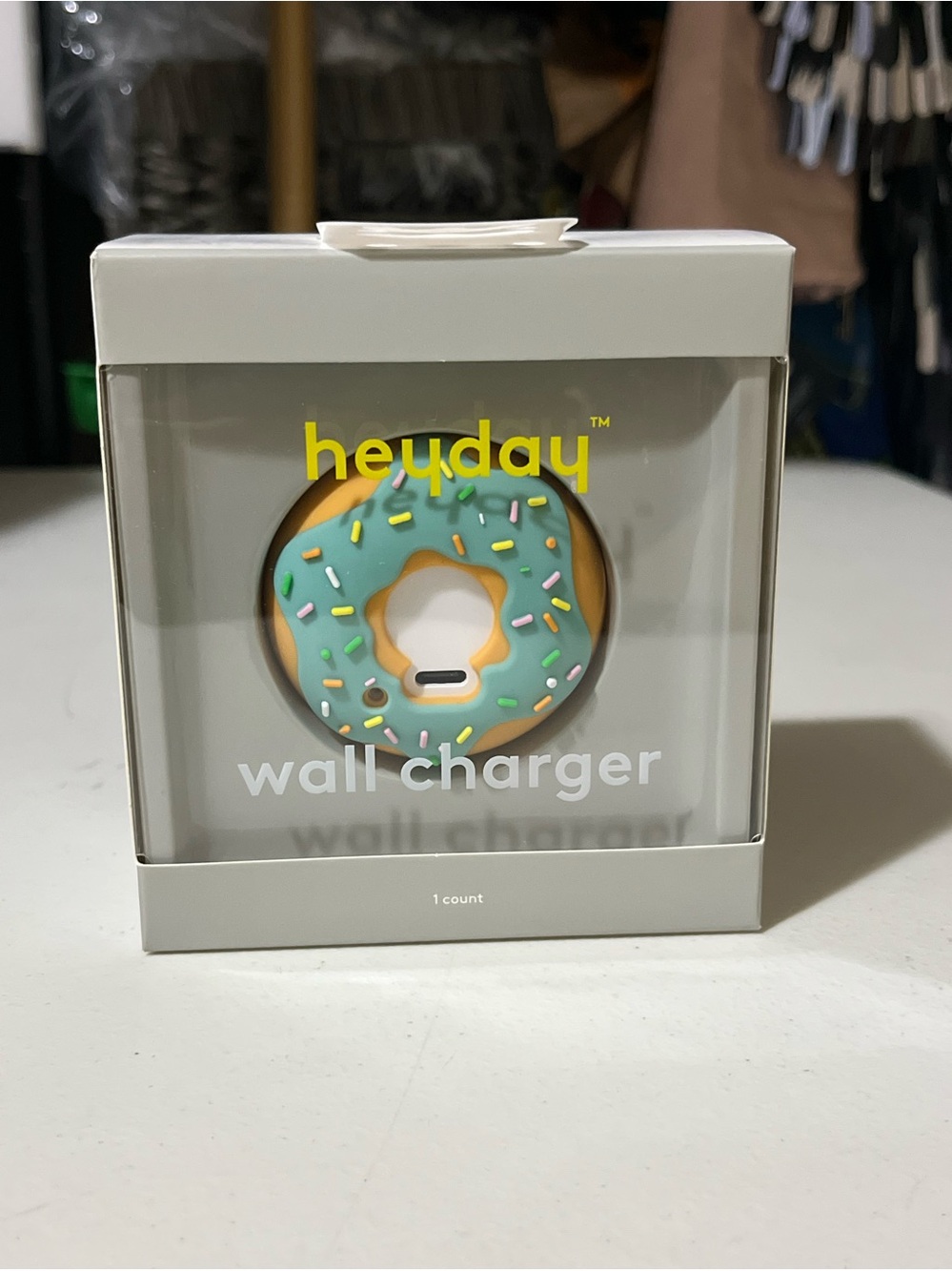 heyday Mint Green Donut USB-C Wall Charger with Colorful Sprinkles